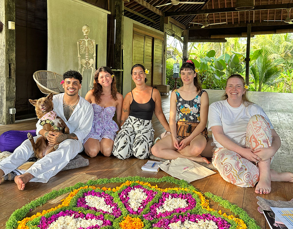 200-hour-yoga-teacher-training-bali-indonesi