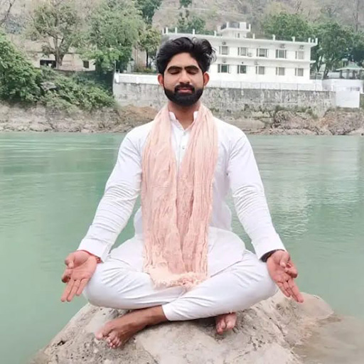yogicpath-yoga-teacher-training-ankit-yogi-003jpg